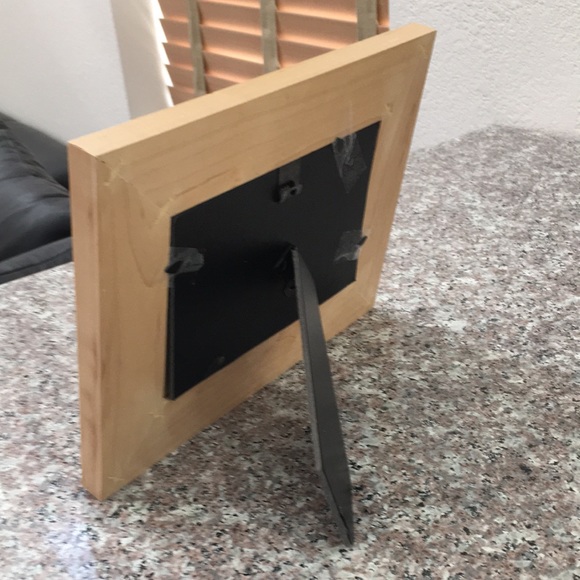 Mother’s Day wooden picture frame! New w/ out tag! - Picture 2 of 4